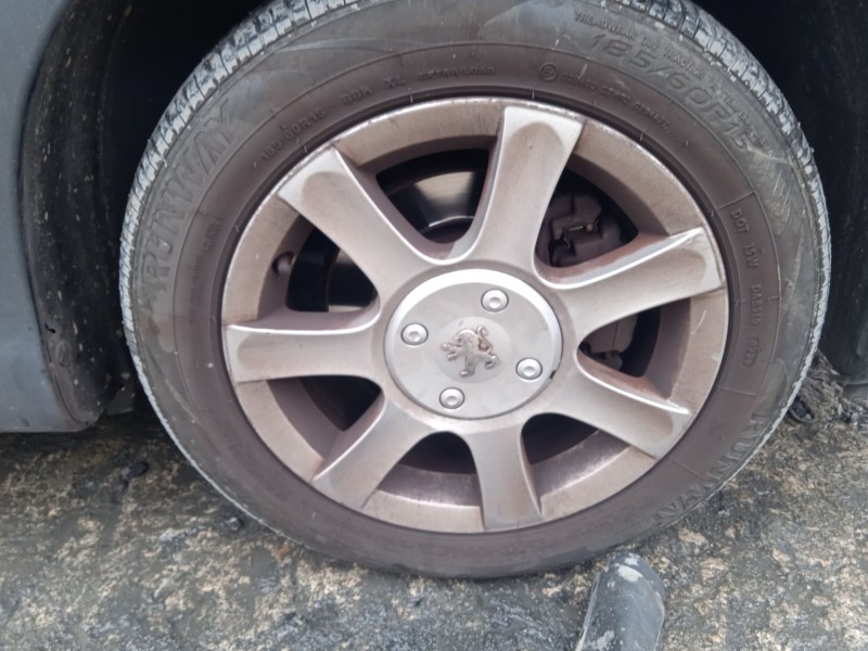 peugeot 1007 (km_) del año 2006