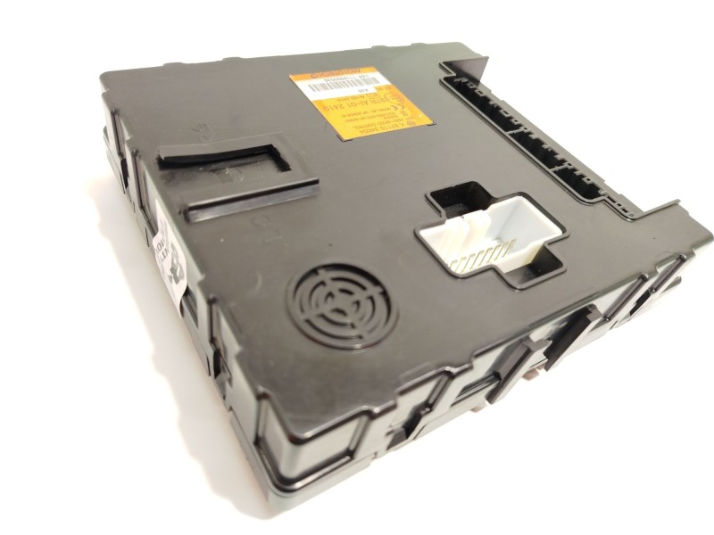 Recambio de modulo electronico para ssangyong korando (ck) 2.0 e-xdi referencia OEM IAM 8711034004  