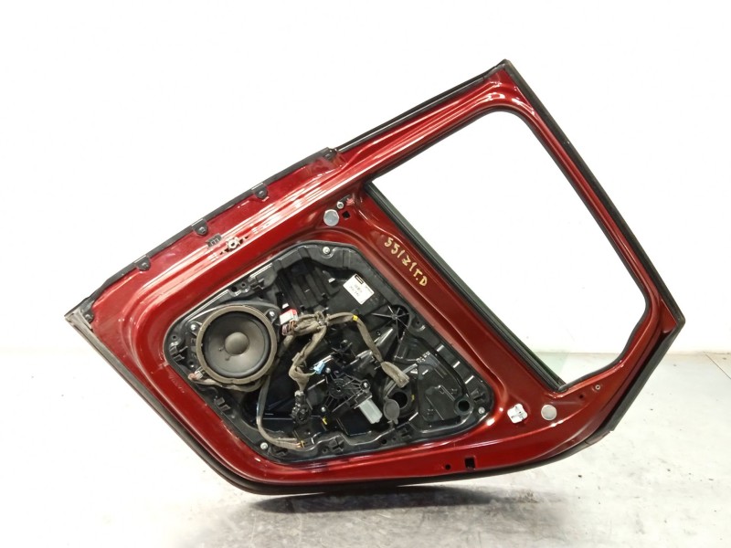 Recambio de puerta trasera derecha para volvo v40 hatchback (525) d2 referencia OEM IAM 32351000  
