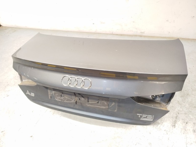Recambio de tapa maletero para audi a5 (f53, f5p) 2.0 tfsi referencia OEM IAM 8W6827025E  