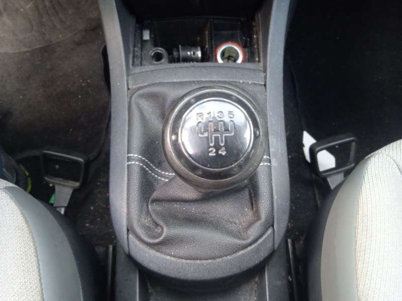 seat ibiza iii (6l1) del año 2004