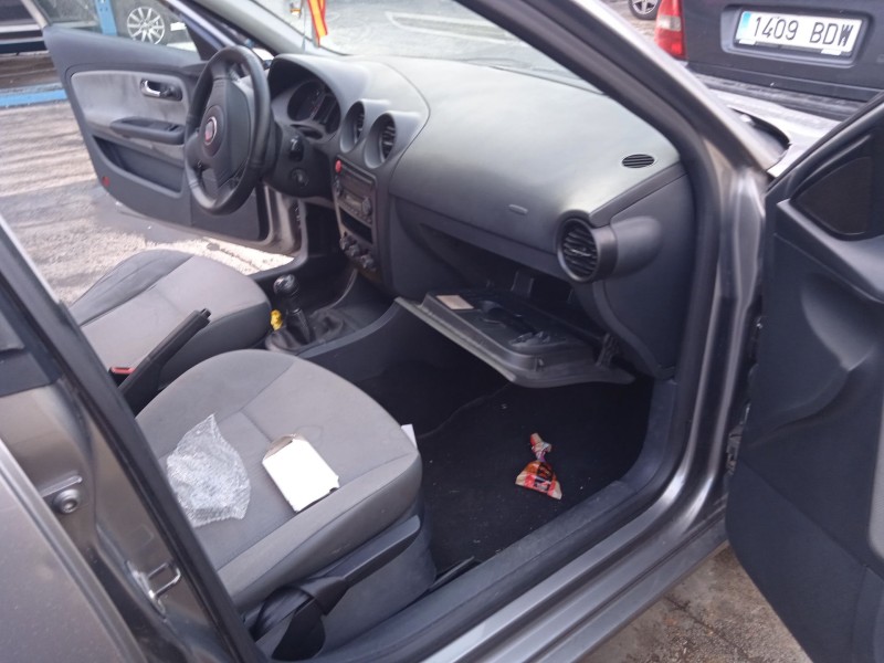 seat ibiza iii (6l1) del año 2004
