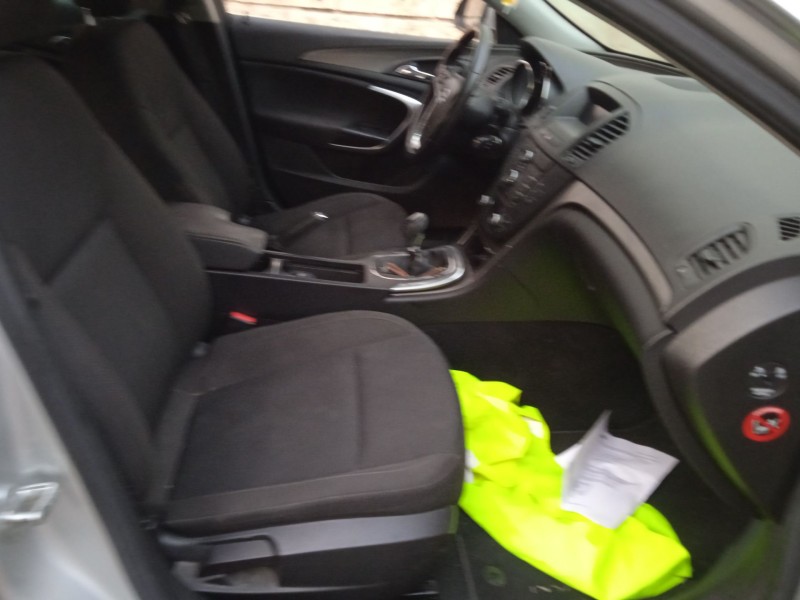 opel insignia a (g09) del año 2010