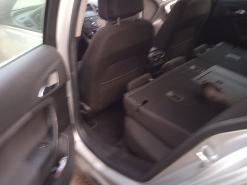 opel insignia a (g09) del año 2010