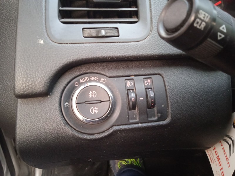 opel insignia a (g09) del año 2010