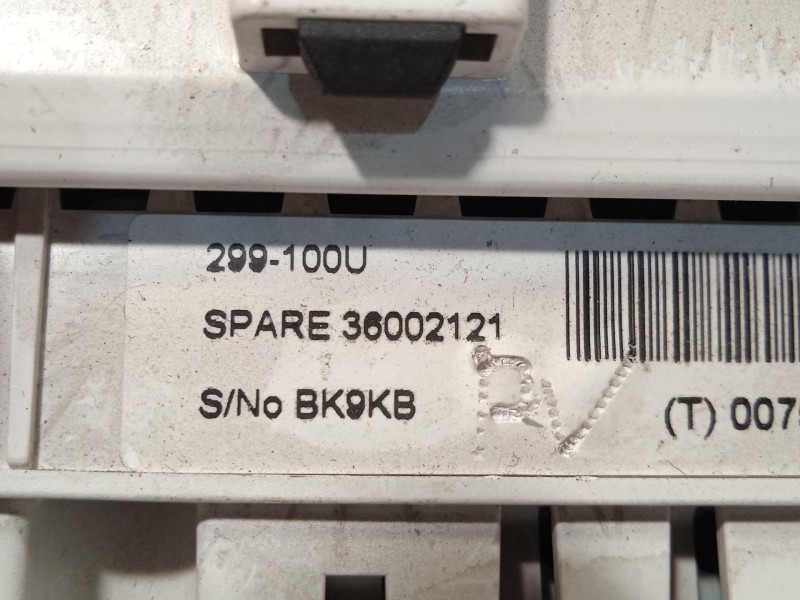 Recambio de cuadro instrumentos para volvo v40 hatchback (525) d2 referencia OEM IAM 36002121  