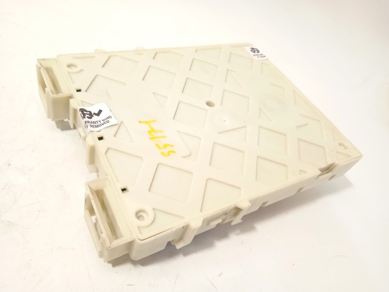 Recambio de caja reles / fusibles para volvo v40 hatchback (525) d2 referencia OEM IAM 31394135  