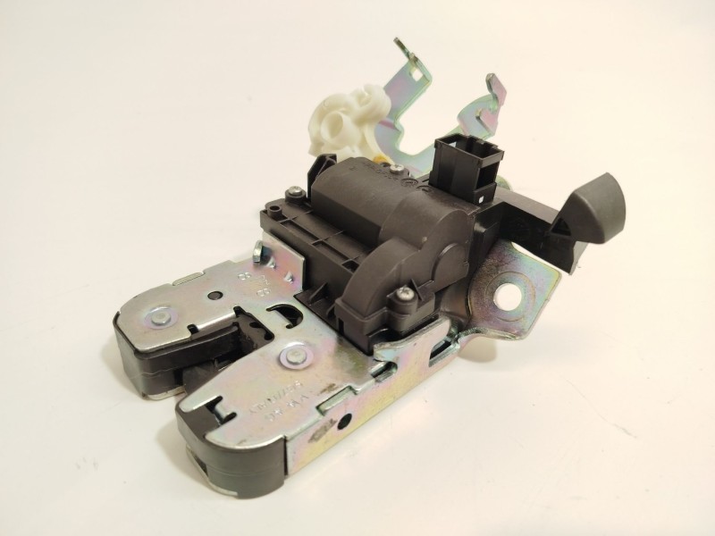 Recambio de cerradura maletero / porton para audi a5 (f53, f5p) 2.0 tfsi referencia OEM IAM 8W0827503  