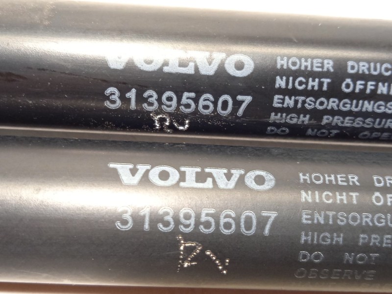 Recambio de amortiguadores maletero / porton para volvo v40 hatchback (525) d2 referencia OEM IAM 31395607  