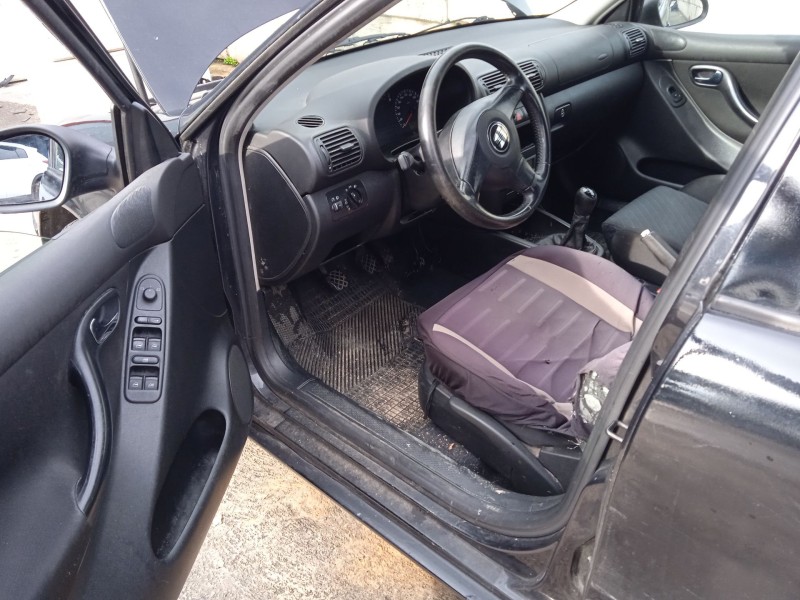 seat leon (1m1) del año 2003