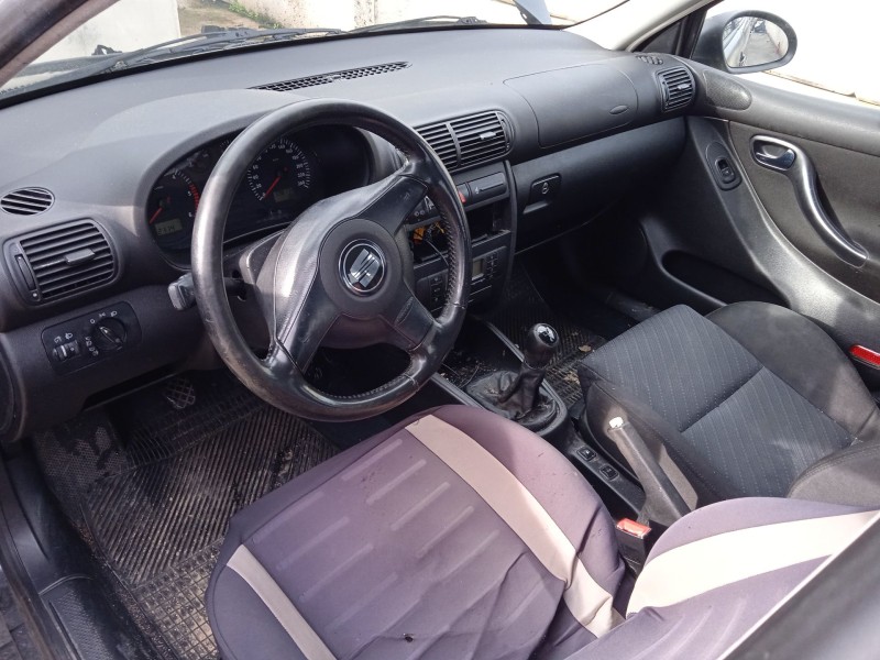 seat leon (1m1) del año 2003
