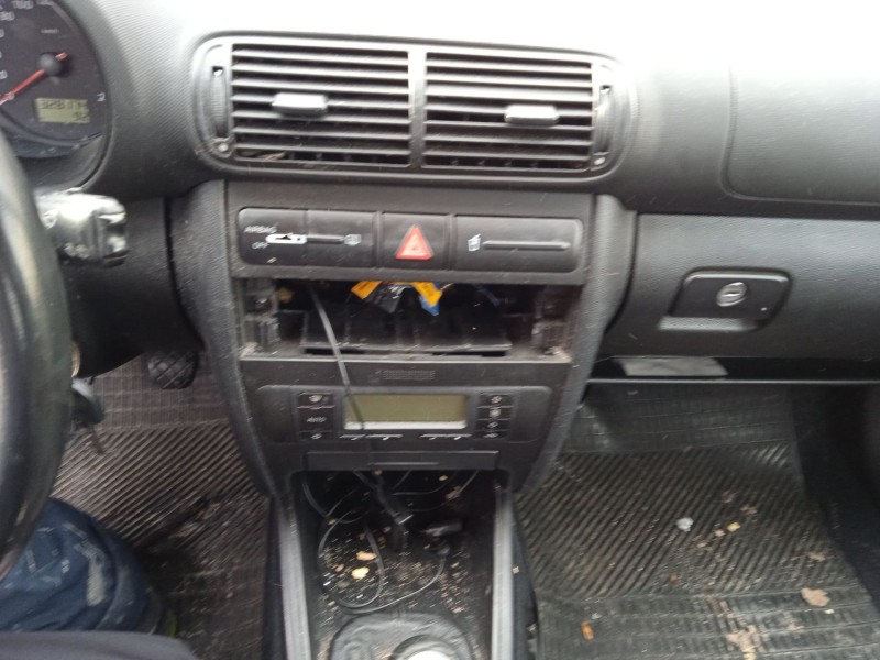 seat leon (1m1) del año 2003