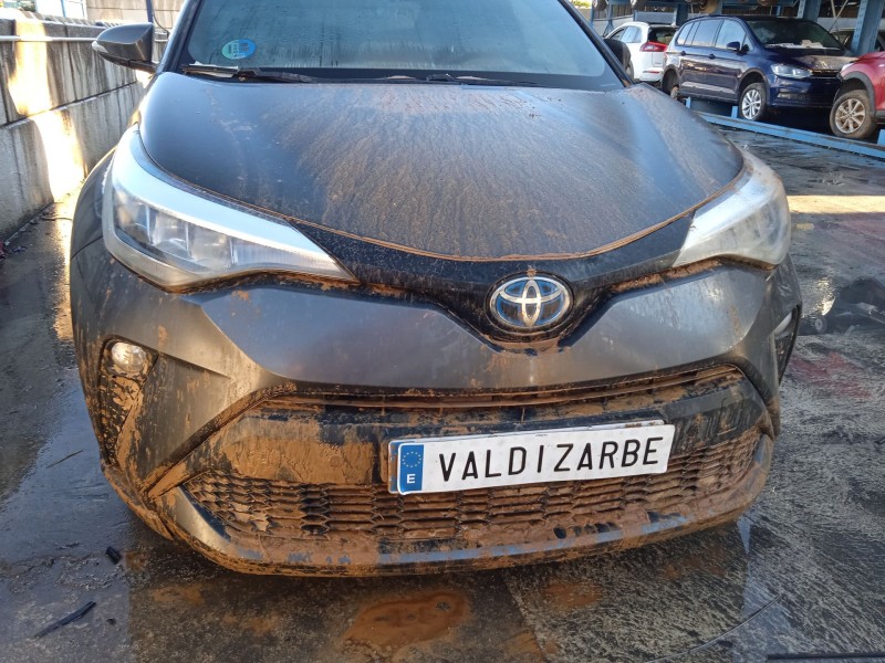 toyota c-hr (_x1_) del año 2023