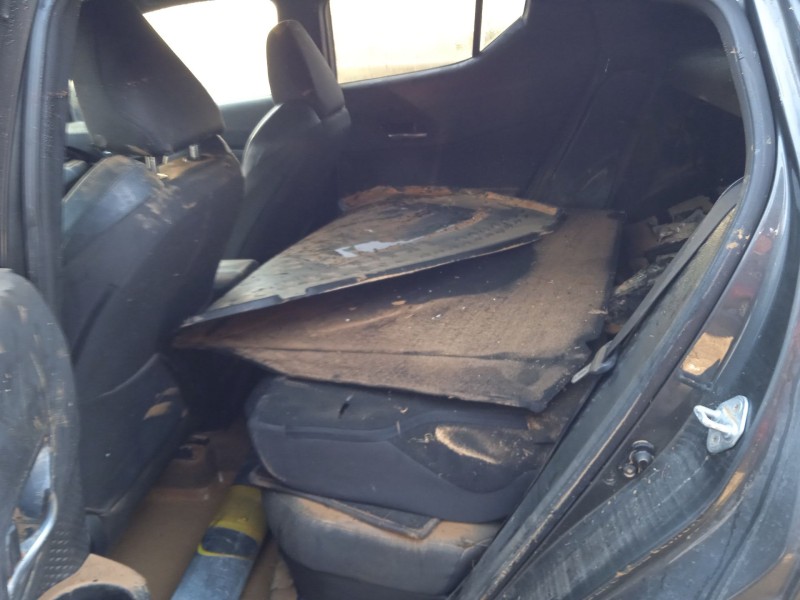 toyota c-hr (_x1_) del año 2023