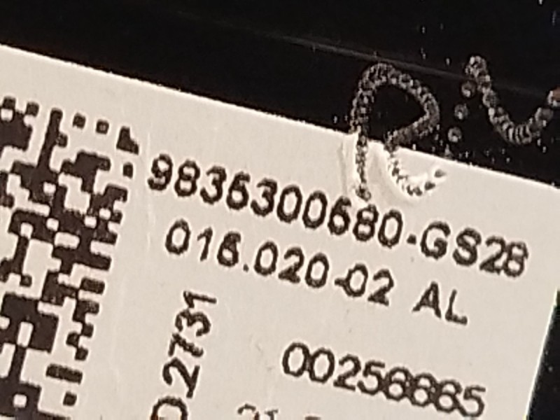 Recambio de piloto trasero izquierdo interior para peugeot 308 puretech 130 active pack referencia OEM IAM 9835300680  