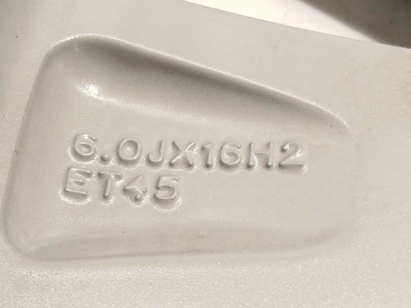 Recambio de llanta para seat arona (kj7, kjp) 1.0 tsi referencia OEM IAM 6F9601025 6F96010258Z8 