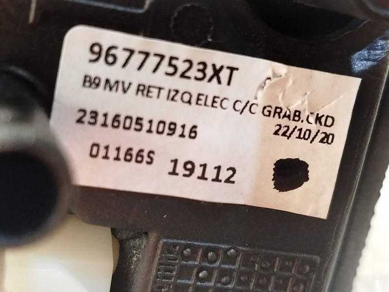 Recambio de retrovisor izquierdo para peugeot partner furgoneta/monovolumen 1.6 bluehdi 100 referencia OEM IAM 96777523XT  