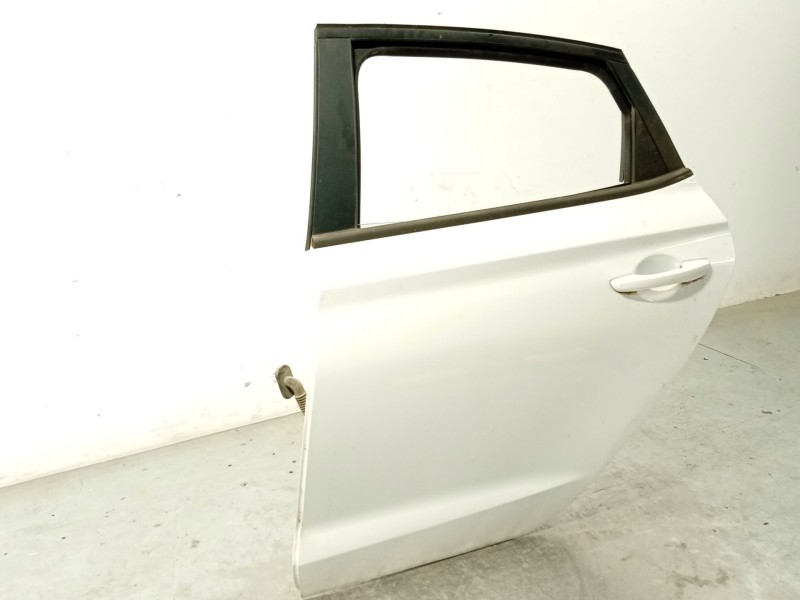 Recambio de puerta trasera izquierda para hyundai i30 (pd) 1.0 tgdi cat referencia OEM IAM 77003G4700  
