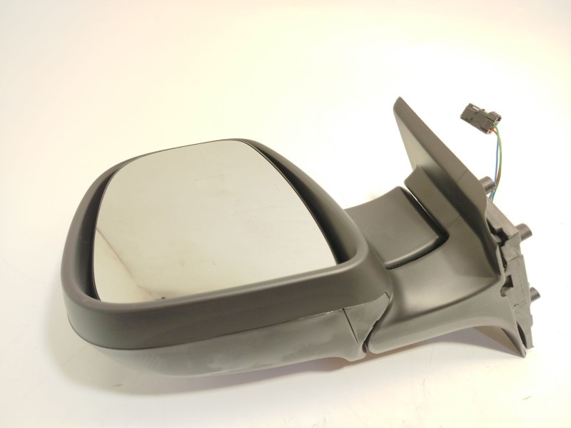 Recambio de retrovisor izquierdo para peugeot partner furgoneta/monovolumen 1.6 bluehdi 100 referencia OEM IAM 96777523XT  