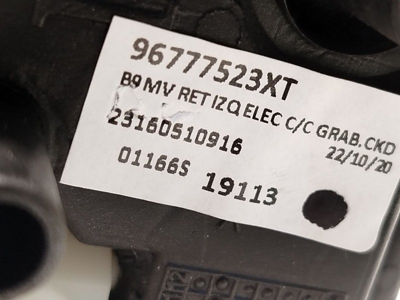 Recambio de retrovisor izquierdo para peugeot partner furgoneta/monovolumen 1.6 bluehdi 100 referencia OEM IAM 96777523XT  