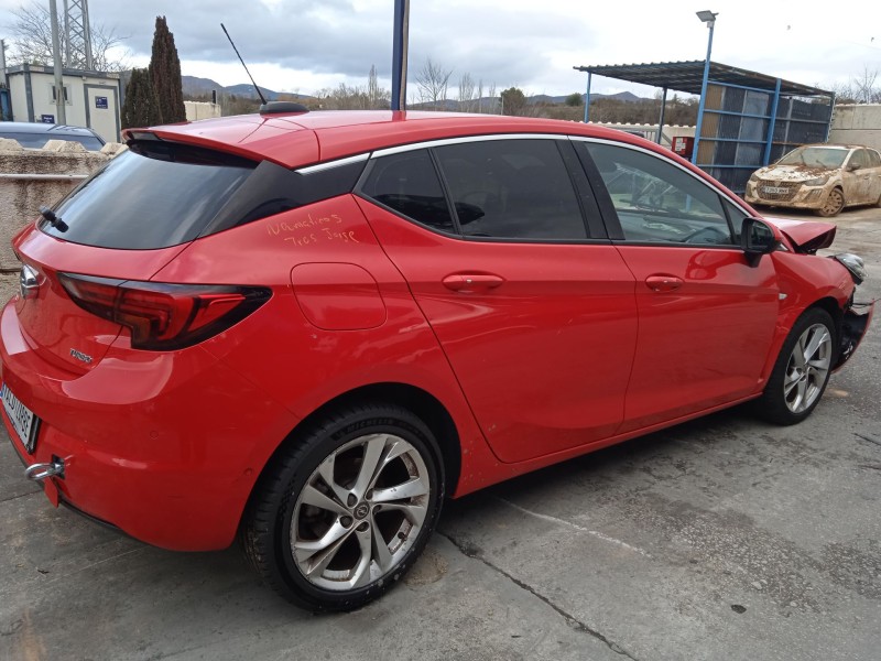 opel astra k (b16) del año 2017
