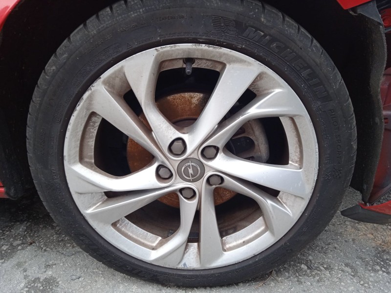 opel astra k (b16) del año 2017