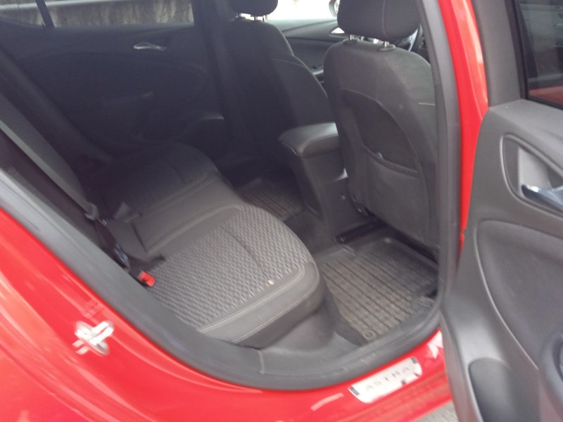 opel astra k (b16) del año 2017
