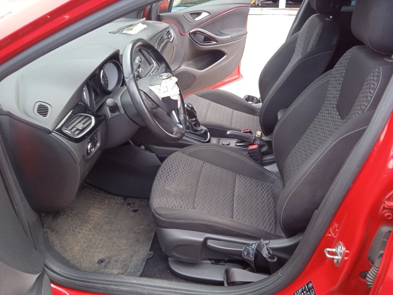 opel astra k (b16) del año 2017