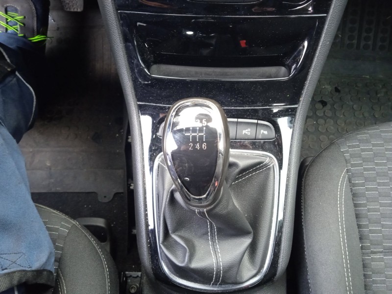 opel astra k (b16) del año 2017