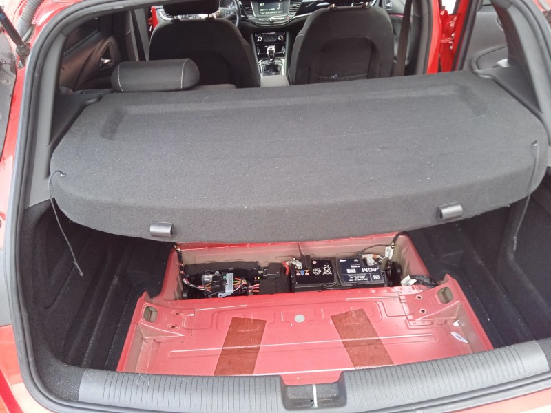 opel astra k (b16) del año 2017