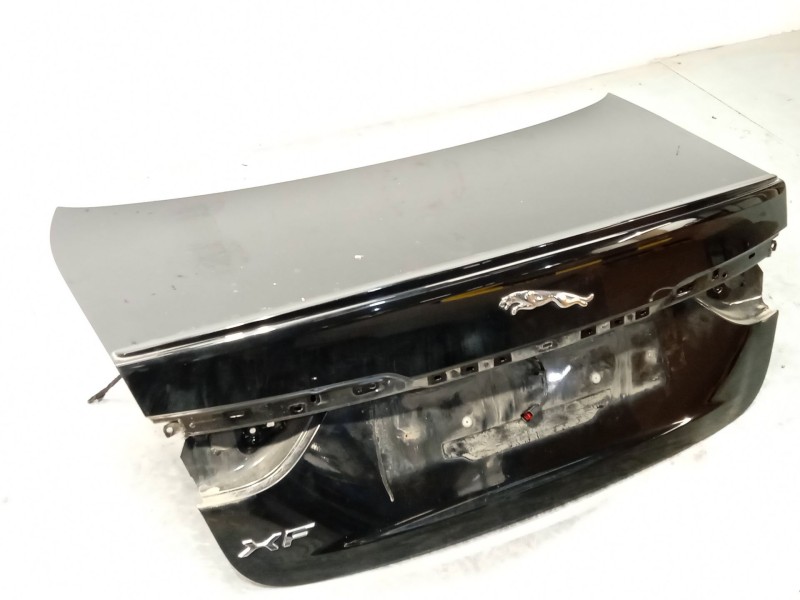Recambio de tapa maletero para jaguar xf ii (x260) 3.0 d referencia OEM IAM C2C41731 GX6340110AA 