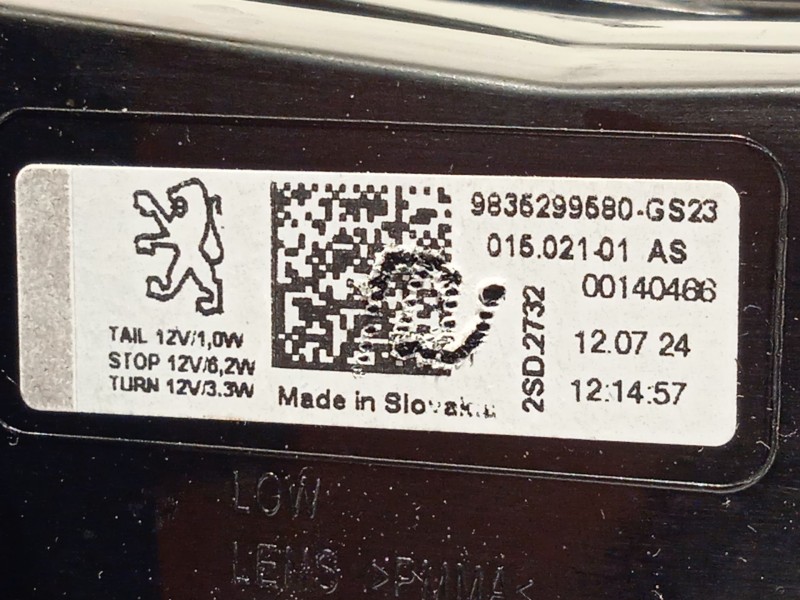 Recambio de piloto trasero izquierdo para peugeot 308 sw hybrid 180 e-eat8 referencia OEM IAM 9835299580  