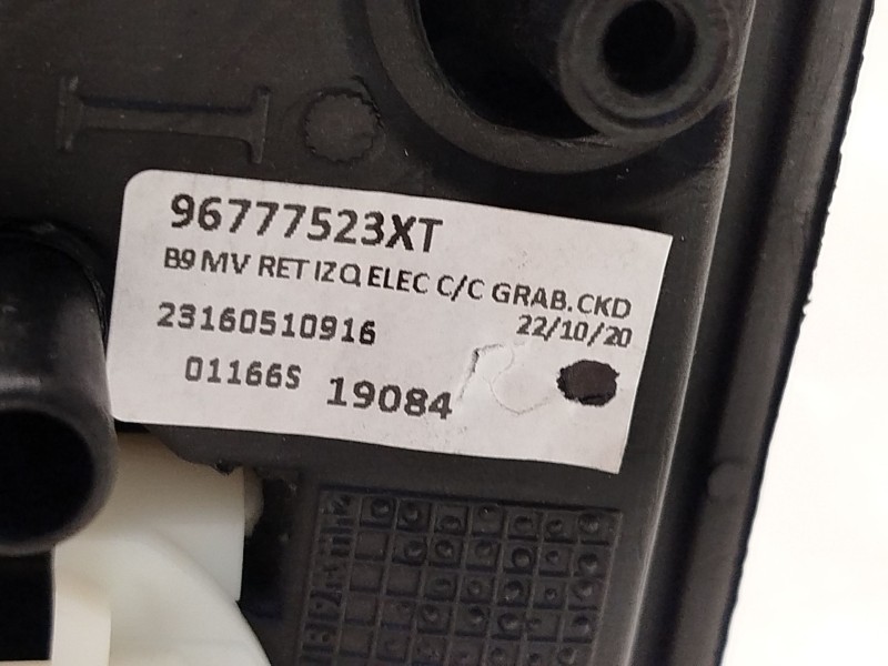 Recambio de retrovisor izquierdo para peugeot partner furgoneta/monovolumen 1.6 bluehdi 100 referencia OEM IAM 96777523XT  