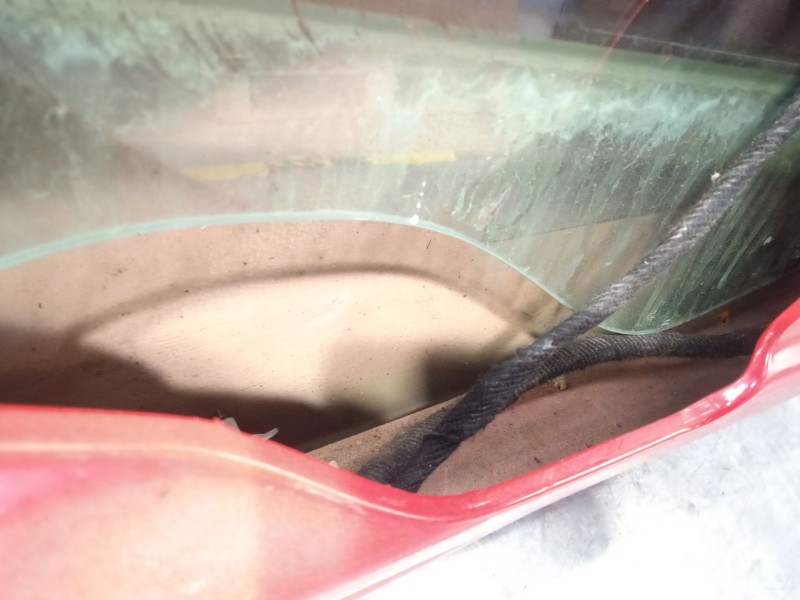 Recambio de puerta delantera izquierda para chevrolet cruze (j300) 2.0 cdi referencia OEM IAM 95987757  