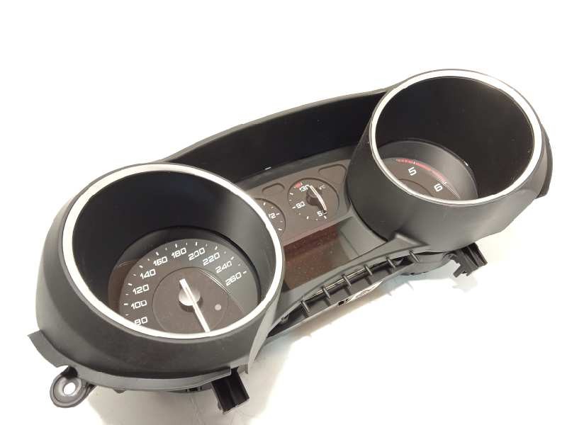 CUADRO INSTRUMENTOS 52097902 A2C17137900