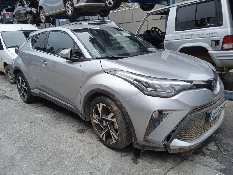 toyota c-hr (_x1_) del año 2023