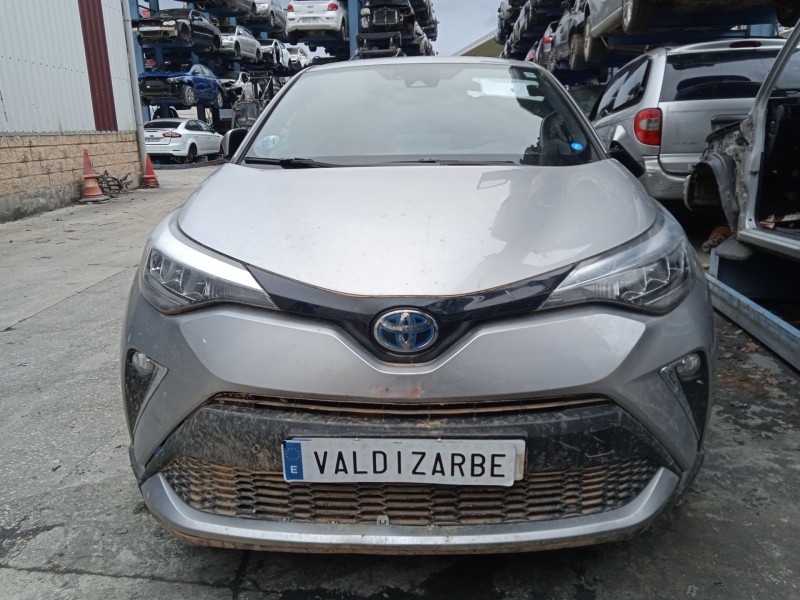 toyota c-hr (_x1_) del año 2023