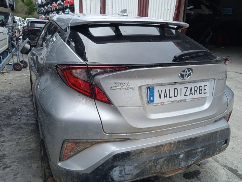 toyota c-hr (_x1_) del año 2023
