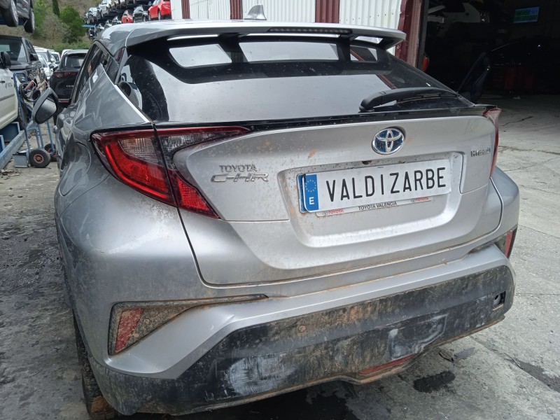 toyota c-hr (_x1_) del año 2023