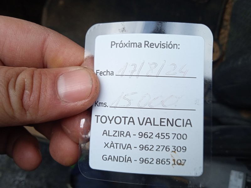 toyota c-hr (_x1_) del año 2023