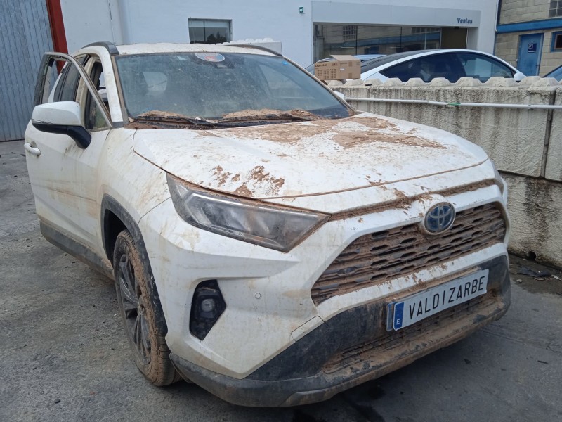 toyota rav 4 v (_a5_, _h5_) del año 2024