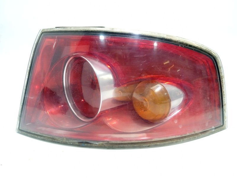 Recambio de piloto trasero derecho para seat ibiza iii (6l1) 2.0 referencia OEM IAM 6L6945112B  6L6945096A