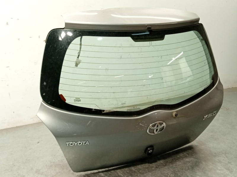 Recambio de porton trasero para toyota yaris (_p9_) 1.4 d-4d (nlp90_) referencia OEM IAM 670050D030  