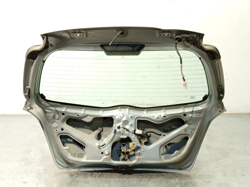 Recambio de porton trasero para toyota yaris (_p9_) 1.4 d-4d (nlp90_) referencia OEM IAM 670050D030  