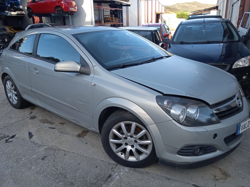 opel astra h gtc (a04) del año 2006