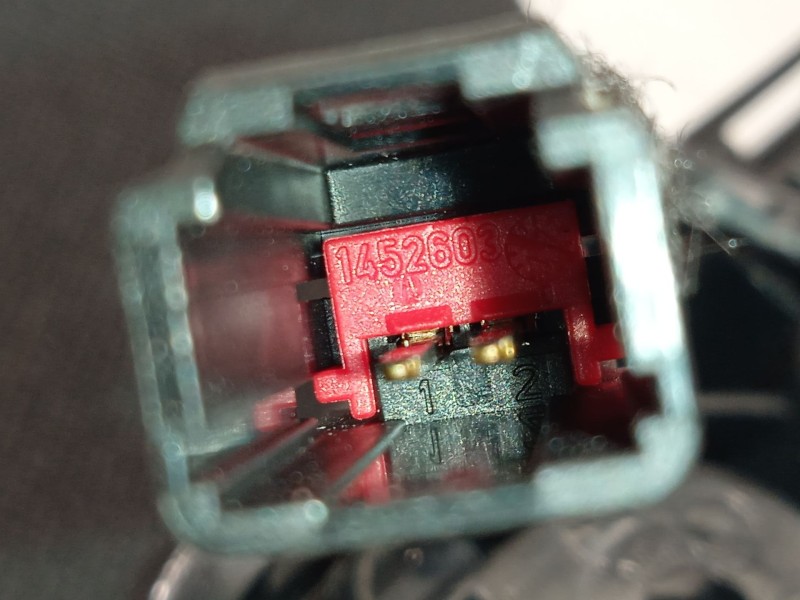 Recambio de parasol izquierdo para jaguar xf ii (x260) 3.0 d referencia OEM IAM JLR04101ME T2H4267PVJ GX6304101BC8PVJ