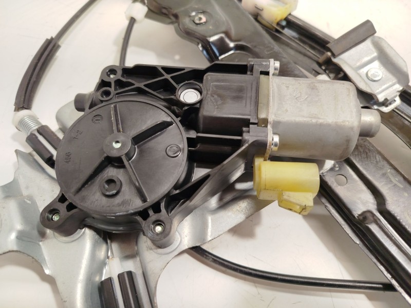 Recambio de elevalunas delantero izquierdo para chevrolet cruze (j300) 2.0 cdi referencia OEM IAM 95226745  