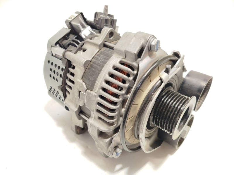 Recambio de alternador para bmw 3 (g20, g80, g28) 318 d referencia OEM IAM 8490538 12318490538 0127823040