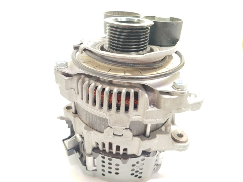 Recambio de alternador para bmw 3 (g20, g80, g28) 318 d referencia OEM IAM 8490538 12318490538 0127823040