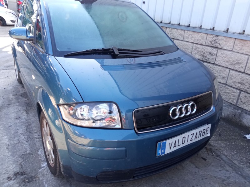 audi a2 (8z0) del año 2001